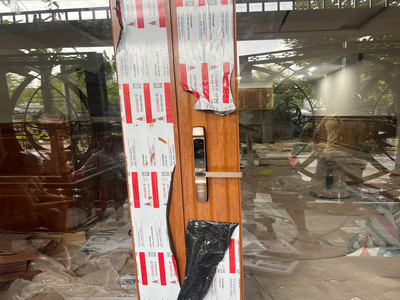 BÀN GIAO KHÓA VÂN TAY CỬA NHÔM XINGFA TẠI BÀ ĐIỂM, HÓC MÔN, TP.HCM