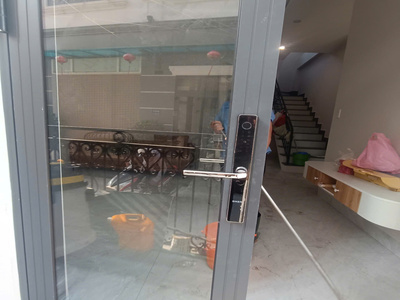 Khóa Thông Minh Cửa Nhôm Xingfa Giá Rẻ, Bền, Chất Lượng – Best Seller Siker