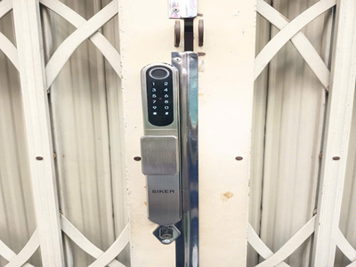 Khóa vân tay Siker dành cho cửa kéo giải pháp an toàn và tiện lợi cho không gian hiện đại